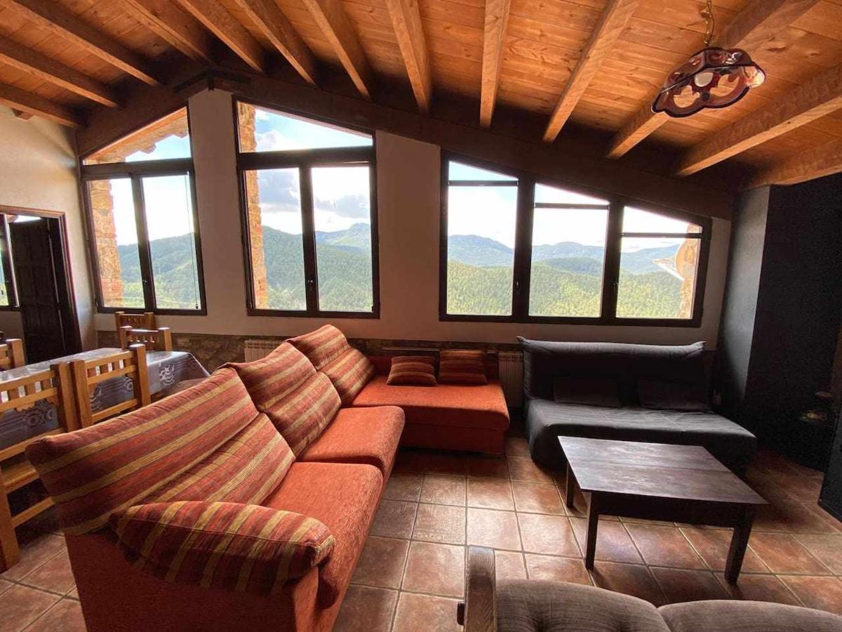 Mas Merolla Casa Descanso Familiar Country house *